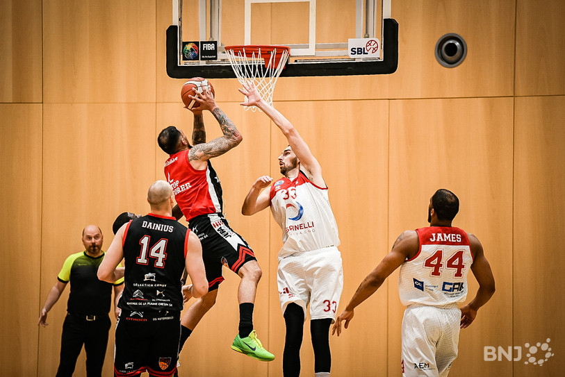 Brent Jackson et le BCB ont donné du fil à retordre à Massagno mercredi soir. (Photo: Stéphane Bée)