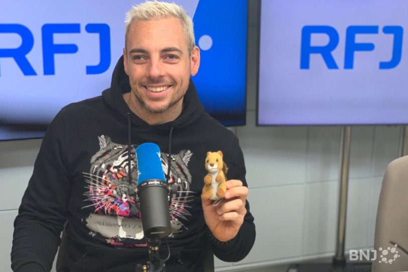 Sven Borruat et son petit compagnon de voyage de retour de la frontière ukrainienne.