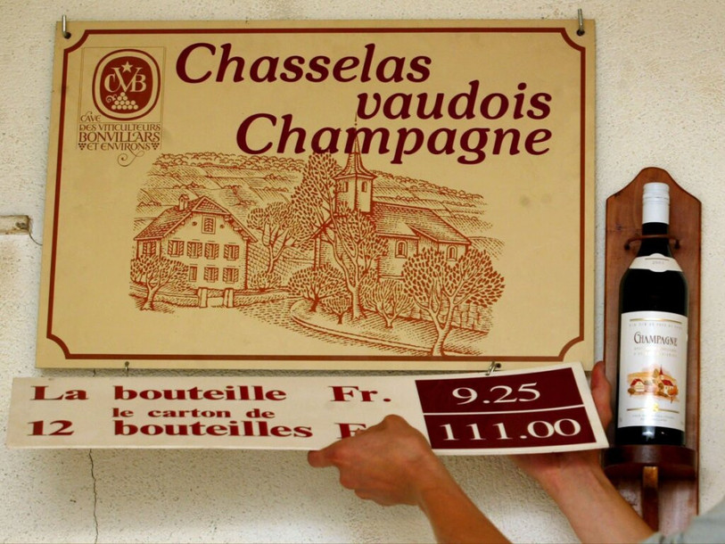 La bataille juridique entre la commune de Champagne et le prestigieux vin mousseux français dure depuis plusieurs années. (Photo : archives KEYSTONE / Fabrice Coffrini).