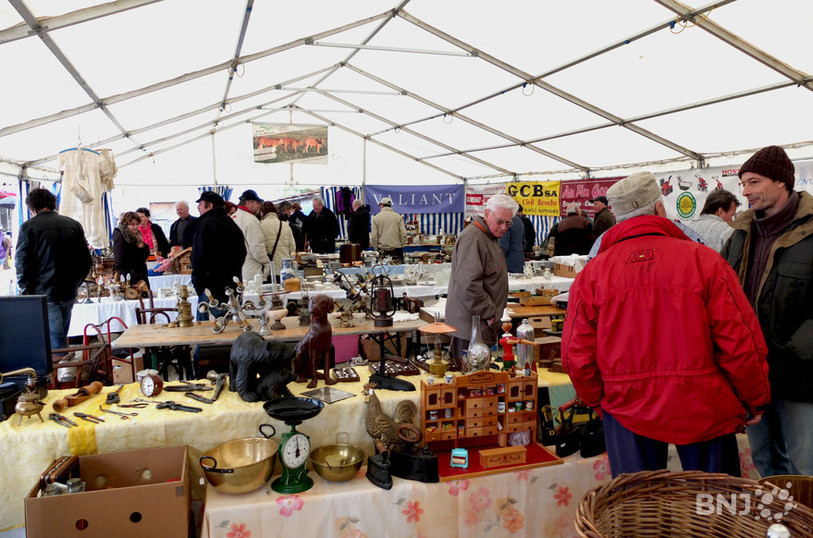 La brocante du château de Miécourt se déroule ce week-end. (Photo : archives).