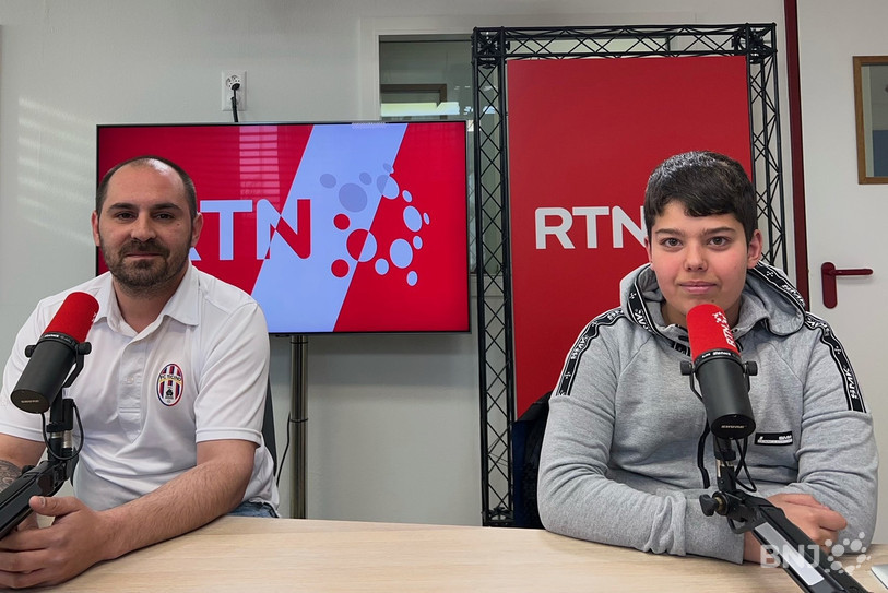 De gauche à droite : le président du FC Ticino André Gonçalves et Diego Castro Pereira étaient invités de 3e mi-temps dans La Matinale ce lundi.