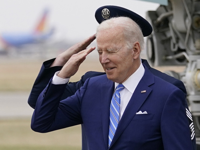 Le président américain Biden a mis en cause Vladimir Poutine pour la forte inflation aux États-Unis. (Photo : KEYSTONE / AP / Carlyn Kaster).