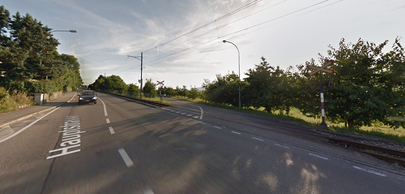 L'accident a eu lieu à l'intersection entre la route principale et la rue Gässli. (Image : GoogleMaps).