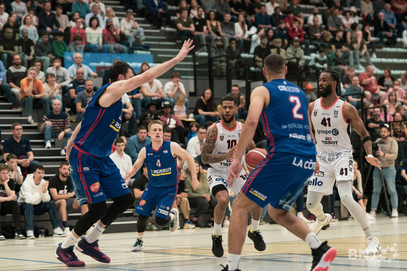 La force collective de Nyon a eu raison d'Union. (Photo Albin Tissier)