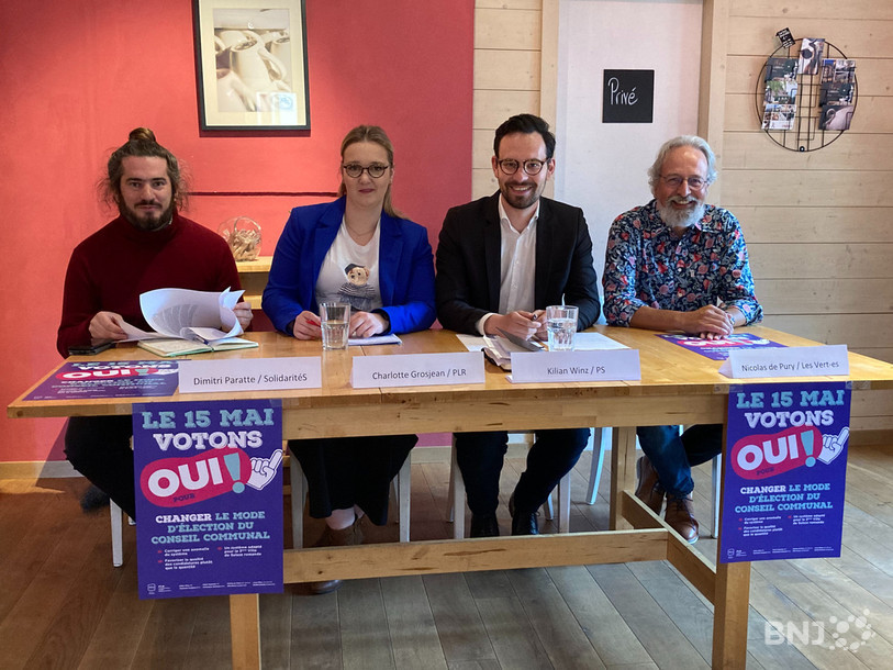 Les partisans du changement ont avancé leurs arguments lundi. De gauche à droite: Dimitri Paratte (SolidaritéS), Charlotte Grosjean (PLR); Kilian Winz (PS) et Nicolas de Pury (Verts).