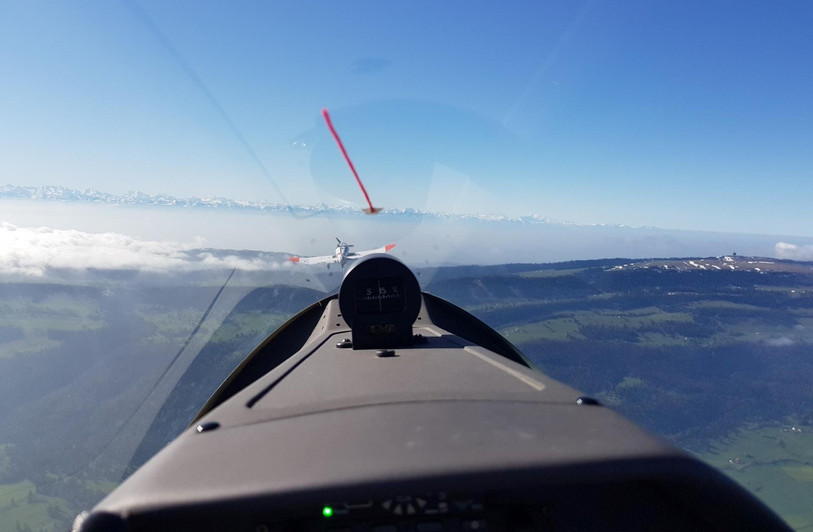 Le pilote Yves Gerster a traversé la Manche en planeur mercredi. (Photo : Facebook / Yves Gerster).