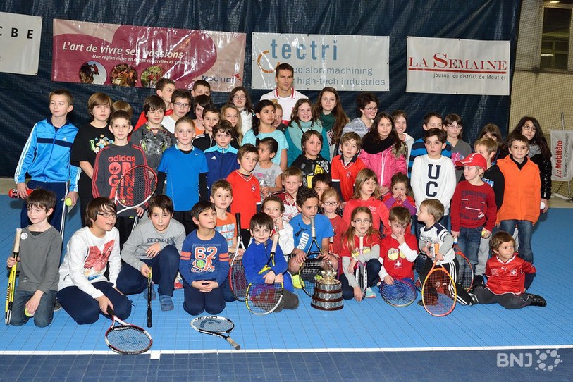 Les enfants ont répondu présents pour la venue de Marco Chiudinelli à Moutier
