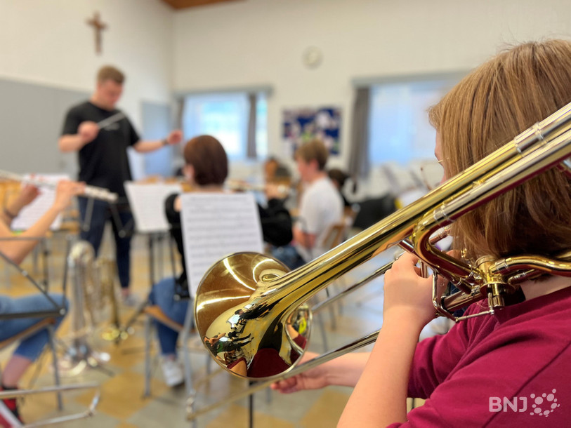 La Musique des Jeunes de Courgenay a également joué quelques morceaux aux élèves.
