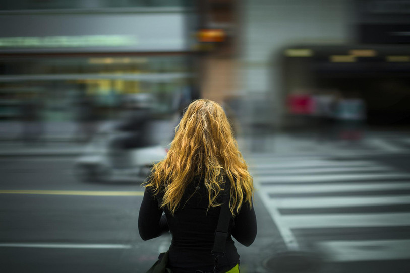 Les éducateurs cherchent le contact avec les 10-25 ans directement dans la rue. (Photo: illustration)