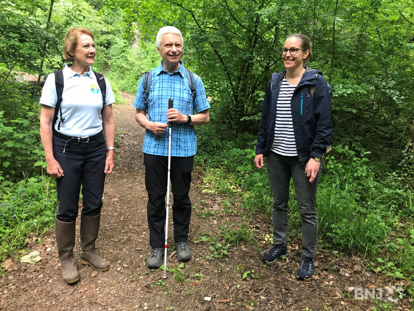 Marlyse Siegriste est la présidente de l’association Ecole Nature Seeland qui propose plusieurs animations. Beat Camenzind officiera comme guide pour découvrir la nature sans la vue. Daphné Rüfenacht est la responsable du Service de l’environnement de la Ville de Bienne
