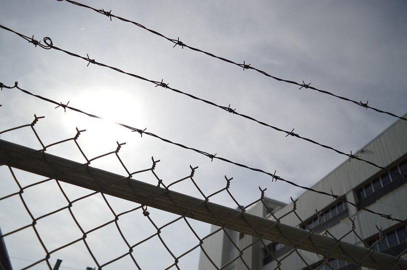 L'homme accusé d'avoir défiguré une jeune femme avec de l'acide passera plusieurs années en prison . (Photo d'illustration libre de droits).