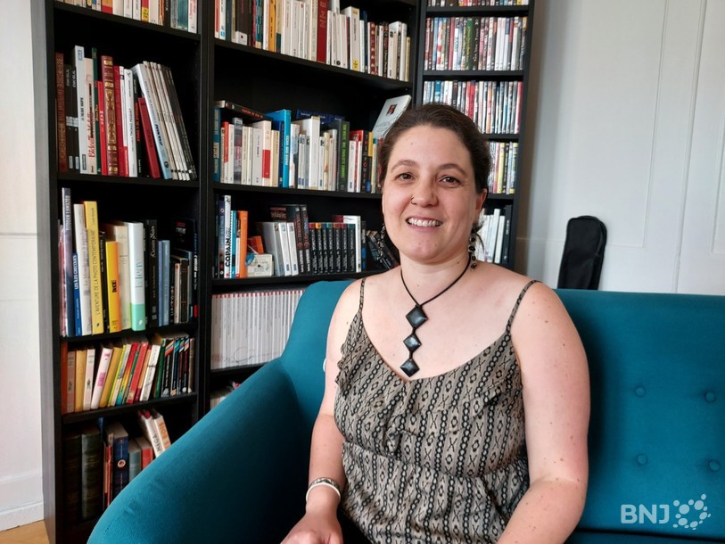 Christelle Donius est curieuse d'apprendre les détails du monde économique de la région. 