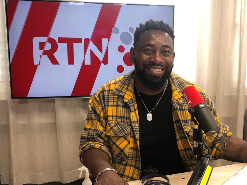 L'humoriste neuchâtelois Christian Mukuna dans La Matinale.