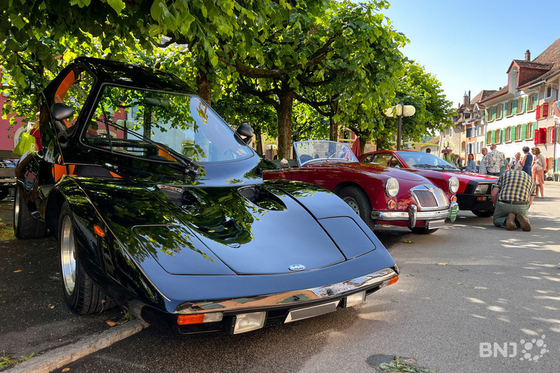 Parmi les originalités de cette édition, une Batmobile version années 70.
