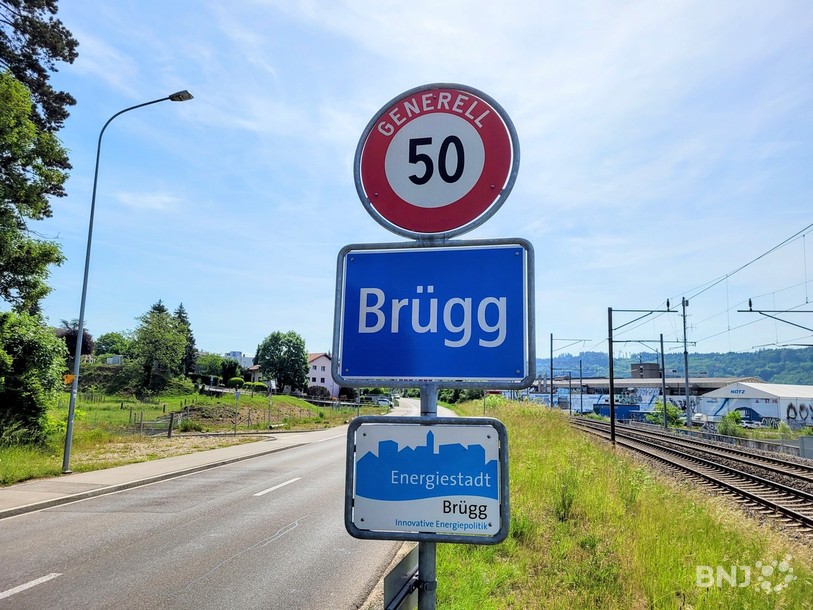 L'entrée de Brügg depuis Bienne.
