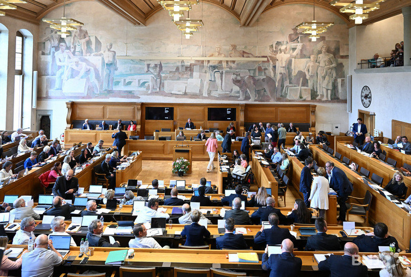 Le Grand Conseil bernois doit décider tout seul s'il souhaite oui ou non rejoindre l'AFP. (Photo : Georges Henz).