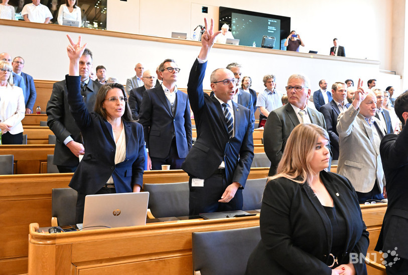 Les élus du Grand conseil bernois ont prêté serment lors de la première séance ce mardi. (Photo : Georges Henz)