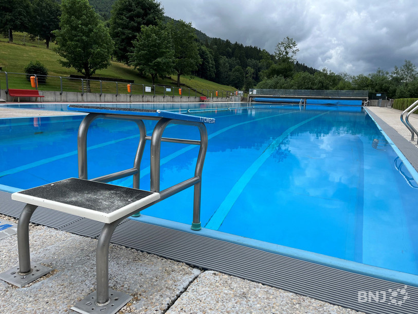La piscine de St-Imier tourne bien en ce début de saison. (Photo : archives).