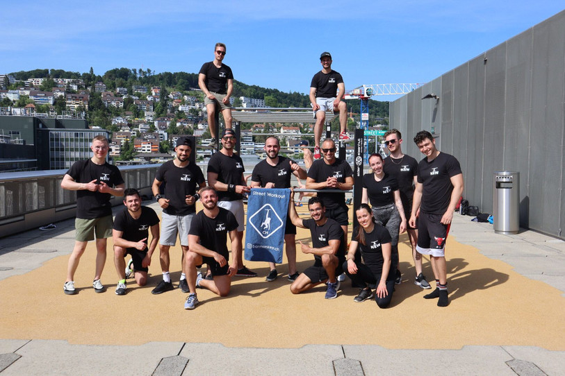 L'association Neuchâtel Street Workout, ici à Zurich, organise sa première compétition ce week-end à la Plaine du Mail. (photo : Neuchâtel Street Workout)