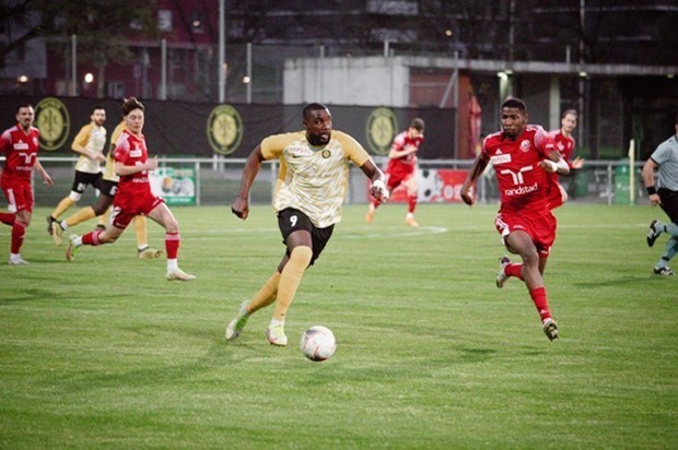 Jordi Nsiala va poser ses valises à la Tissot Arena. (Photo: FC Bienne)