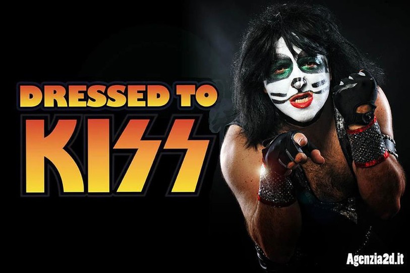 Dressed to kiss