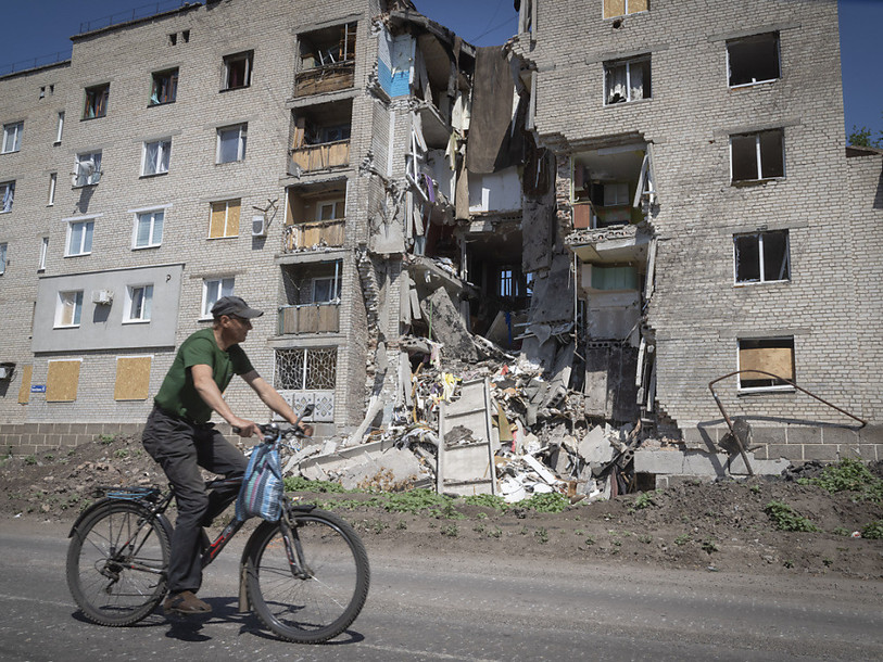 Avec la chute dimanche de Lyssytchansk, les forces russes contrôlent la quasi totalité de la région de Lougansk et cherchent désormais à faire de même dans celle de Donetsk. (Photo : KEYSTONE / AP / Efrem Lukatsky).
