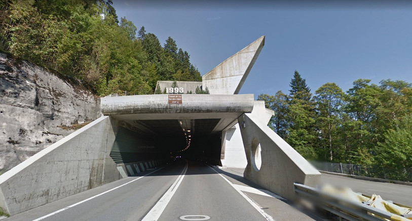 Une femme de 79 ans a été transportée à l'hôpital à la suite d'un accident survenu mardi matin à la Vue-des-Alpes. (Photo : Google Maps)
