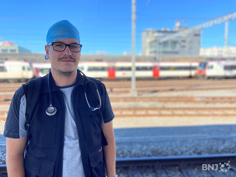Ismael Schneider a quitté la profession d'infirmier anesthésiste pour devenir pilote de locomotive.