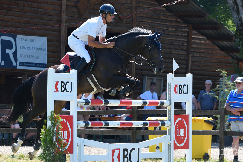Edwin Smits a triomphé avec Chaplin ce dimanche au Mont-de-Coeuve (photo : Georges Henz).