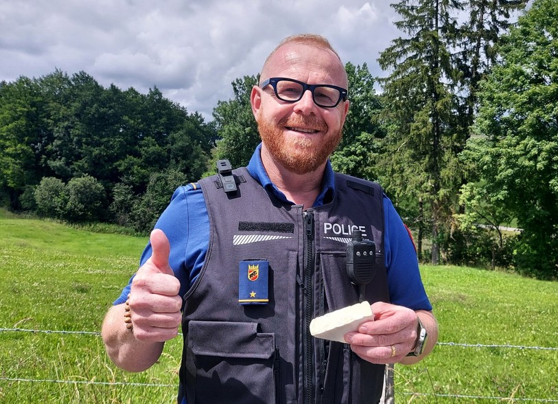 Christian Ruch est épanoui dans son métier de policer formateur, mais il garde un lien fort avec le monde du fromage.