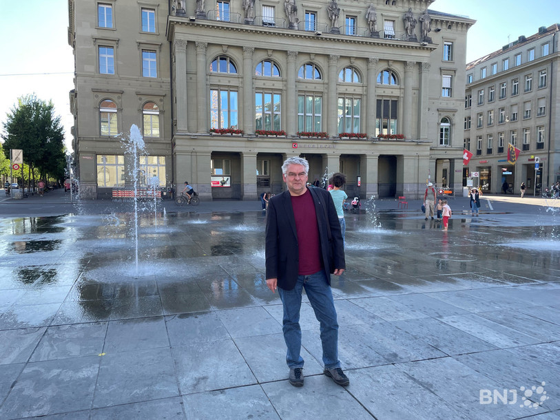 Denis de la Reussille sur la Place Fédérale.