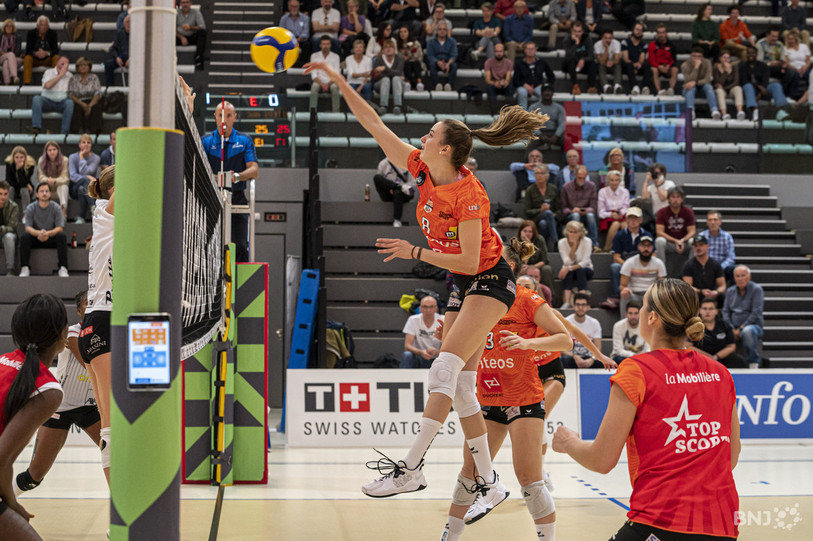 Samira Sulser parmi les joueuses du NUC en équipe de Suisse. (photo archives)