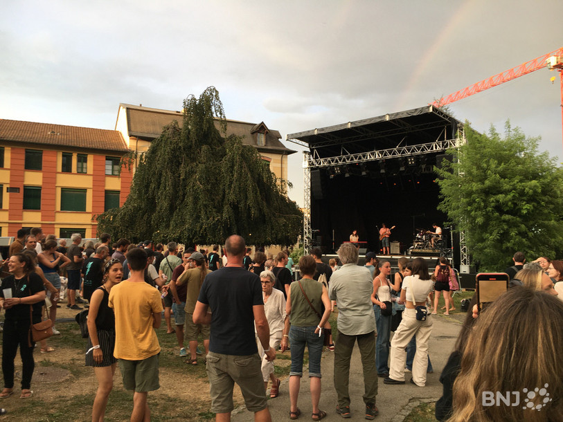 L'arc-en-ciel, au-dessus de la scène pour la première soirée du Rock'R Sauvage, est-il de bon augure pour la suite ?