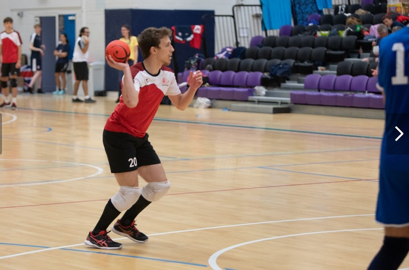 Lucas Beck et la Suisse doivent se contenter de l'argent (photo : Swiss Tchoukball)...
