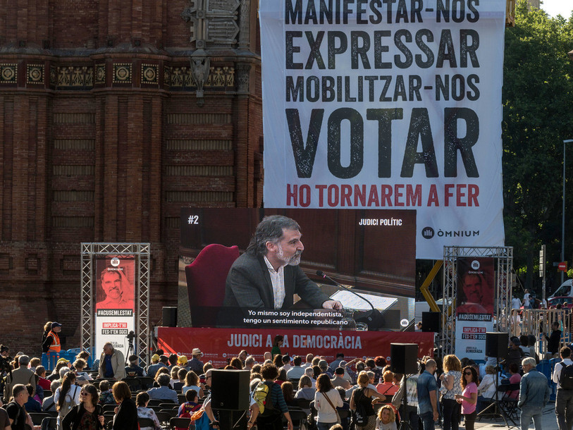Le leader séparatiste catalan Jordi Cuixart va déménager dans les environs de Neuchâtel, selon le journal alémanique SonntagsBlick. (Photo: page Twitter de Jordi Cuixart).