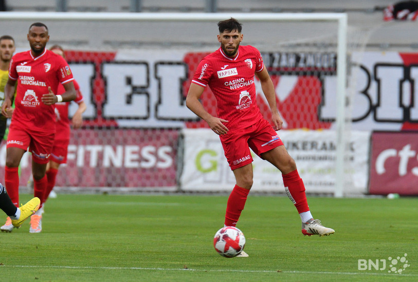 Daniele Spataro et le FC Bienne ont gagné un bon point à Chiasso. (Photo : archives Georges Henz)