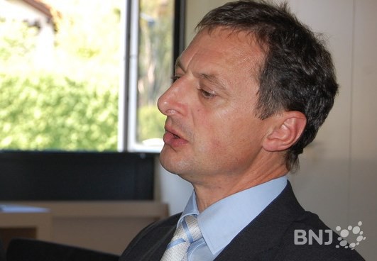 Une santé fragile aurait pousser Laurent Christe vers la sortie.