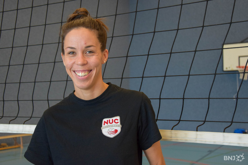 Nouvelle casquette pour Laura Girolami, qui entraîne déjà le VBC Cheseaux depuis le début de cette saison. (photo Jonathan Vallat).
