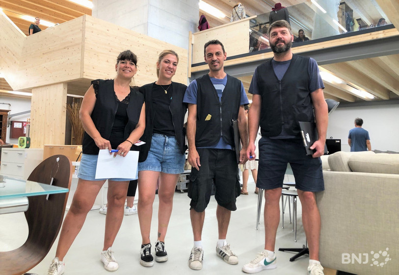 Les responsables du nouveau magasin de Caritas Jura à Delémont (de gauche à droite): Diane Derivaz Oppliger, Sarah Ciocca, Steeve Keller et Marc Wattenhofer.