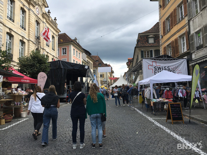 De nombreux magasins tiennent un stand à la Braderie.
