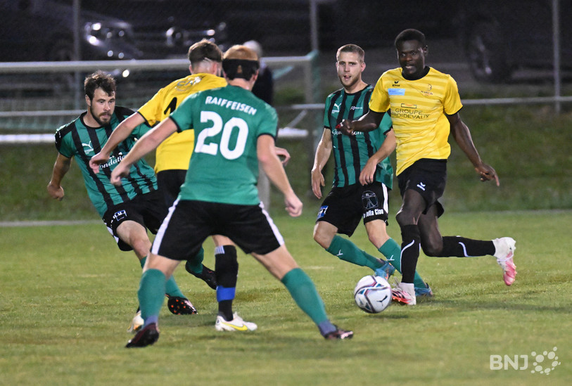 Le FC Courtételle a dominé le FC Erguël mercredi soir à domicile. (Photo : Georges Henz).