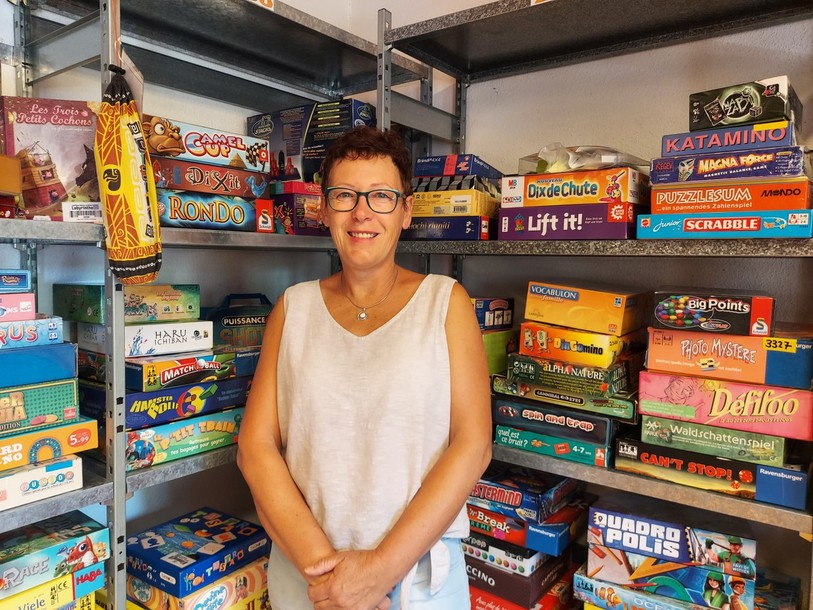 Doris Turberg est soulagée d'avoir trouvé six nouvelles bénévoles, mais en cherche encore pour travailler à la ludothèque de Valbirse. 