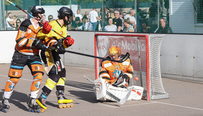 Les Tessinois ont inscrit un petit but de plus que le SHC Rossemaison samedi en finale de la Coupe de Suisse. (Photo: Mauricette Schnider)