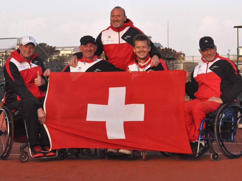 L'équipe de Suisse de tennis en fauteuil roulant participera à la Coupe du Monde au mois de mai en Turquie. (photo: Yann Jauss)