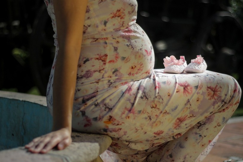 Les
priorités des femmes ont évolué. Elles sont de plus en plus nombreuses à
renoncer à devenir mère. Pourtant, les questions malvenues sur les projets bébés
sont encore récurrentes. (Photo : libre de droits)
