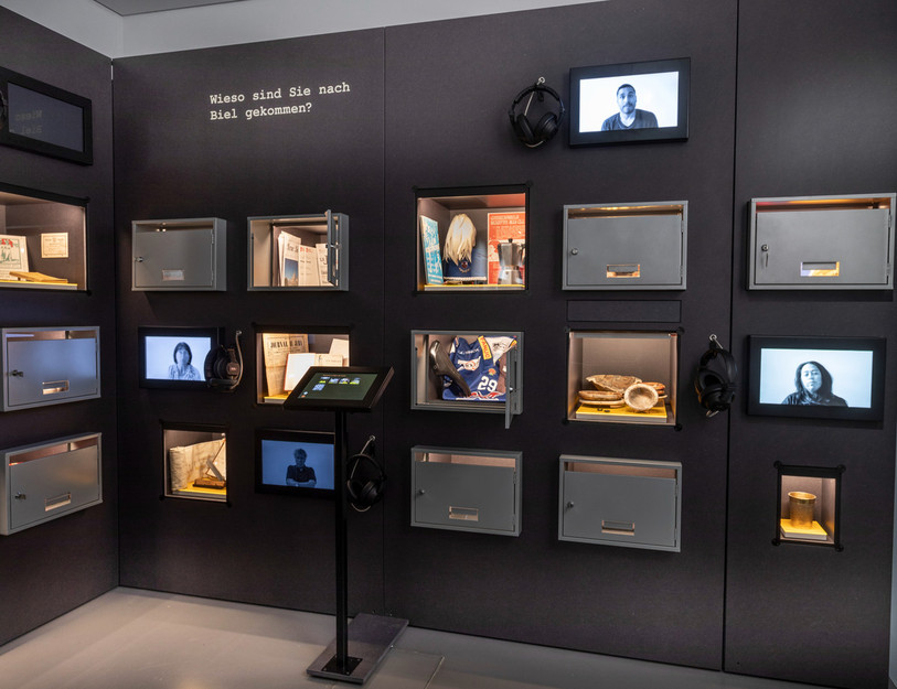 L'exposition se termine avec un mur qui propose notamment des portraits vidéos. (Photo: NMB)