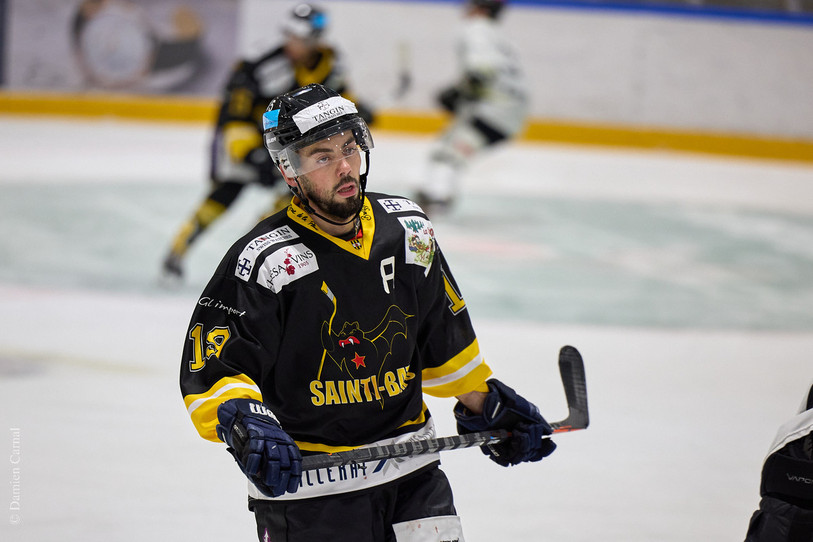 Samuel Grezet a inscrit un doublé contre Delémont-Vallée samedi soir (photo : archives / Damien Carnal).