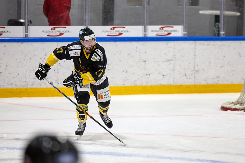 Le but de Stéphane Morin n'a pas été suffisant pour le HC St-Imier. (Photo : archives Damien Carnal)
