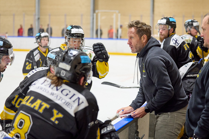 Steve Pochon et ses protégés voient les équipes derrière eux se rapprocher. (photo archives : Damien Carnal).