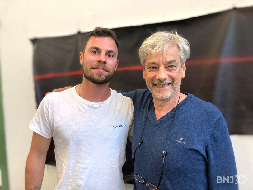 De gauche à droite : le peintre Pidzi Hart et le peintre et sculpteur Claude Gigon.
